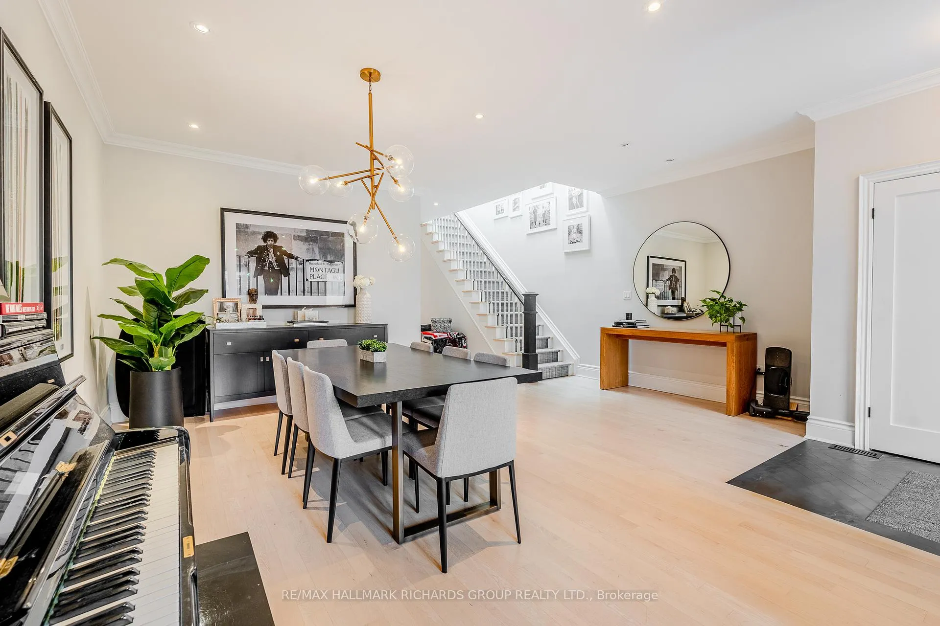 Photo 9 of 181 Blantyre Avenue, Toronto, The Beaches — HOMEH