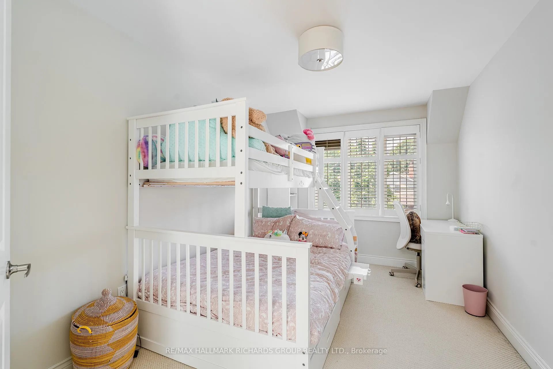 Photo 14 of 181 Blantyre Avenue, Toronto, The Beaches — HOMEH