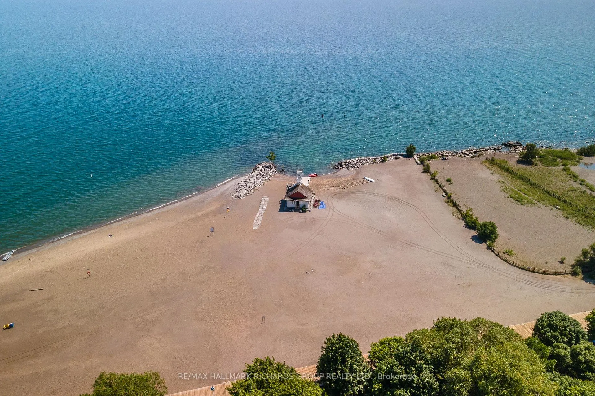 Photo 28 of 181 Blantyre Avenue, Toronto, The Beaches — HOMEH