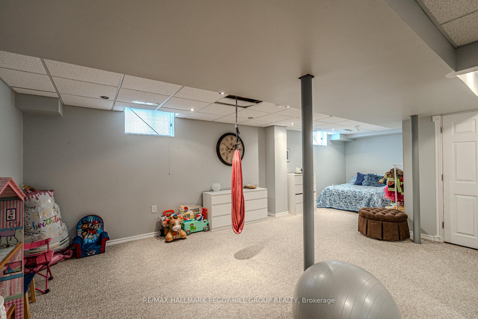 Photo 12 of 53 Lamont Crescent, Barrie, Ardagh — HOMEH