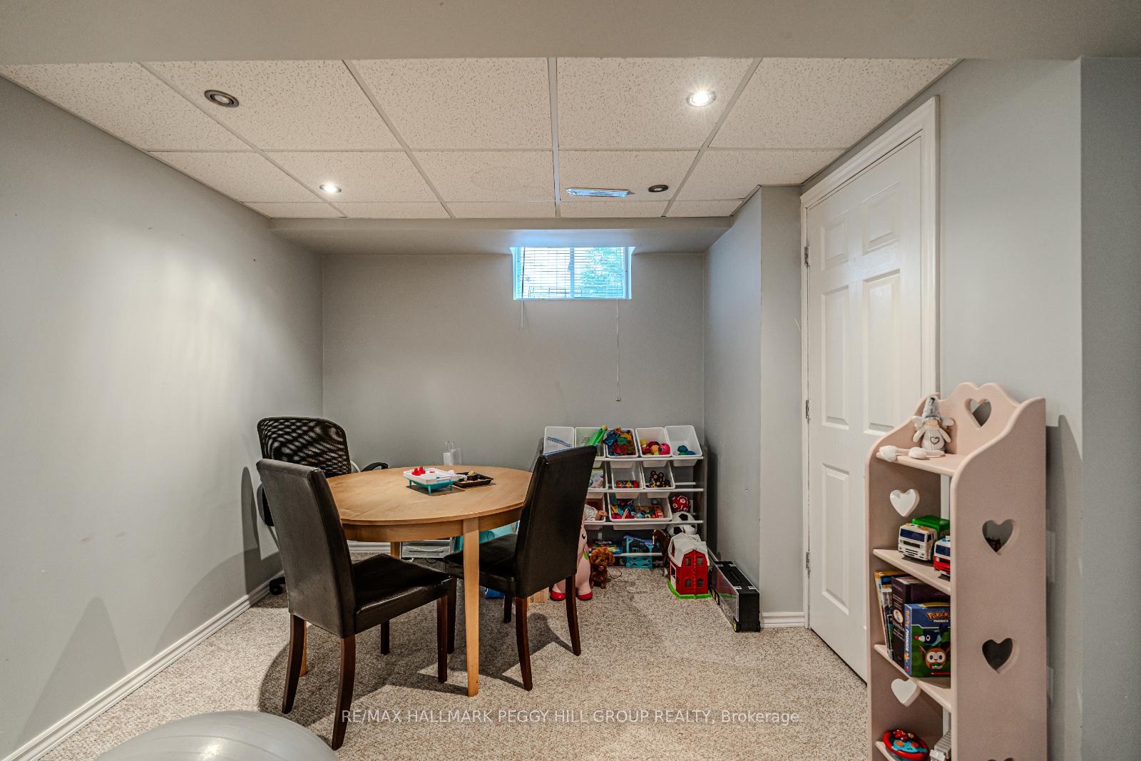 Photo 13 of 53 Lamont Crescent, Barrie, Ardagh — HOMEH