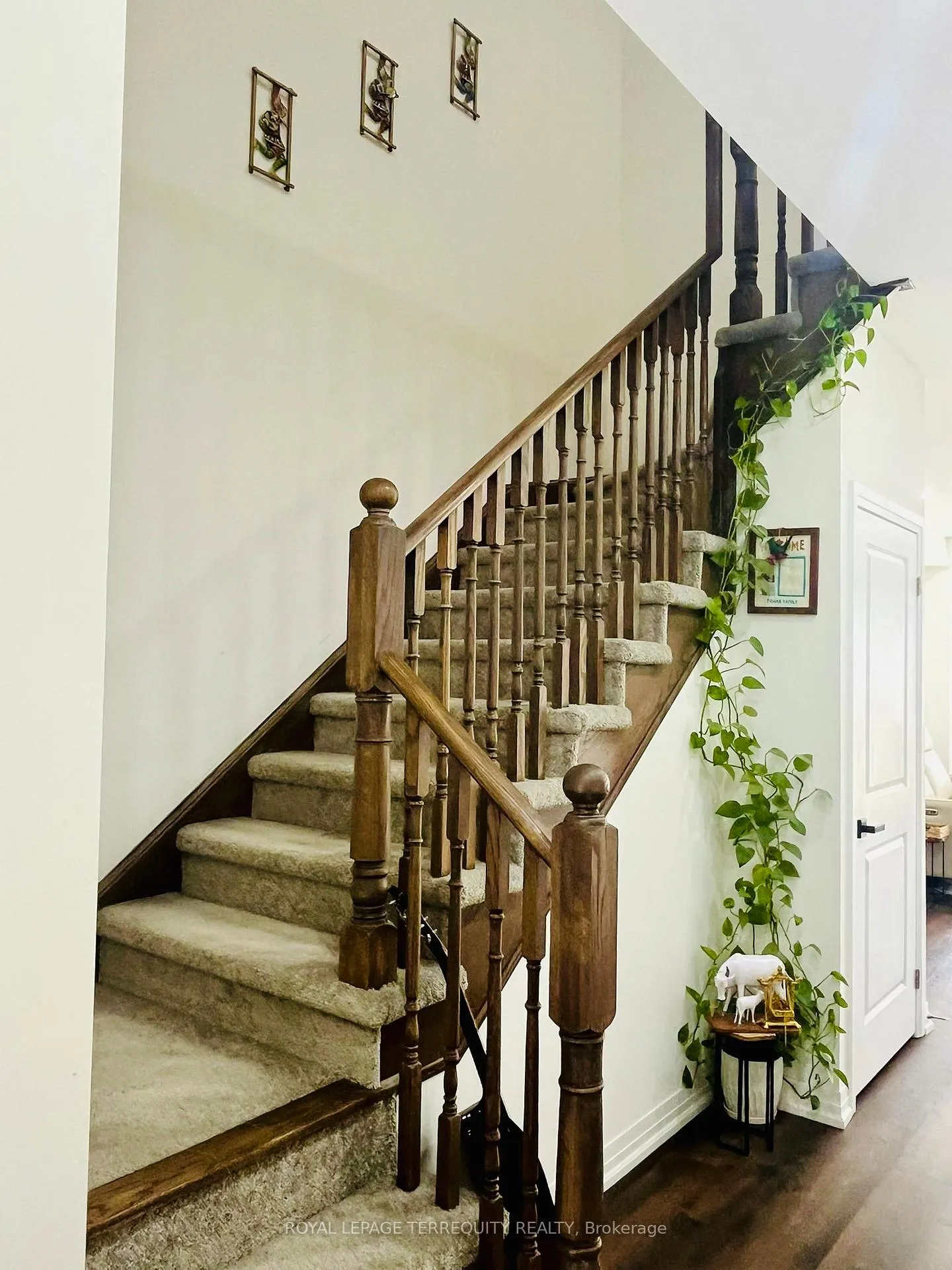 Photo 9 of 7 Klein Way, Whitby, Taunton North — HOMEH