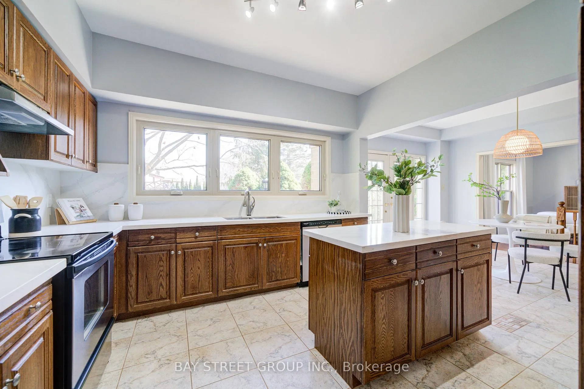 Photo 14 of 72 Allayden Drive, Whitby, Lynde Creek — HOMEH