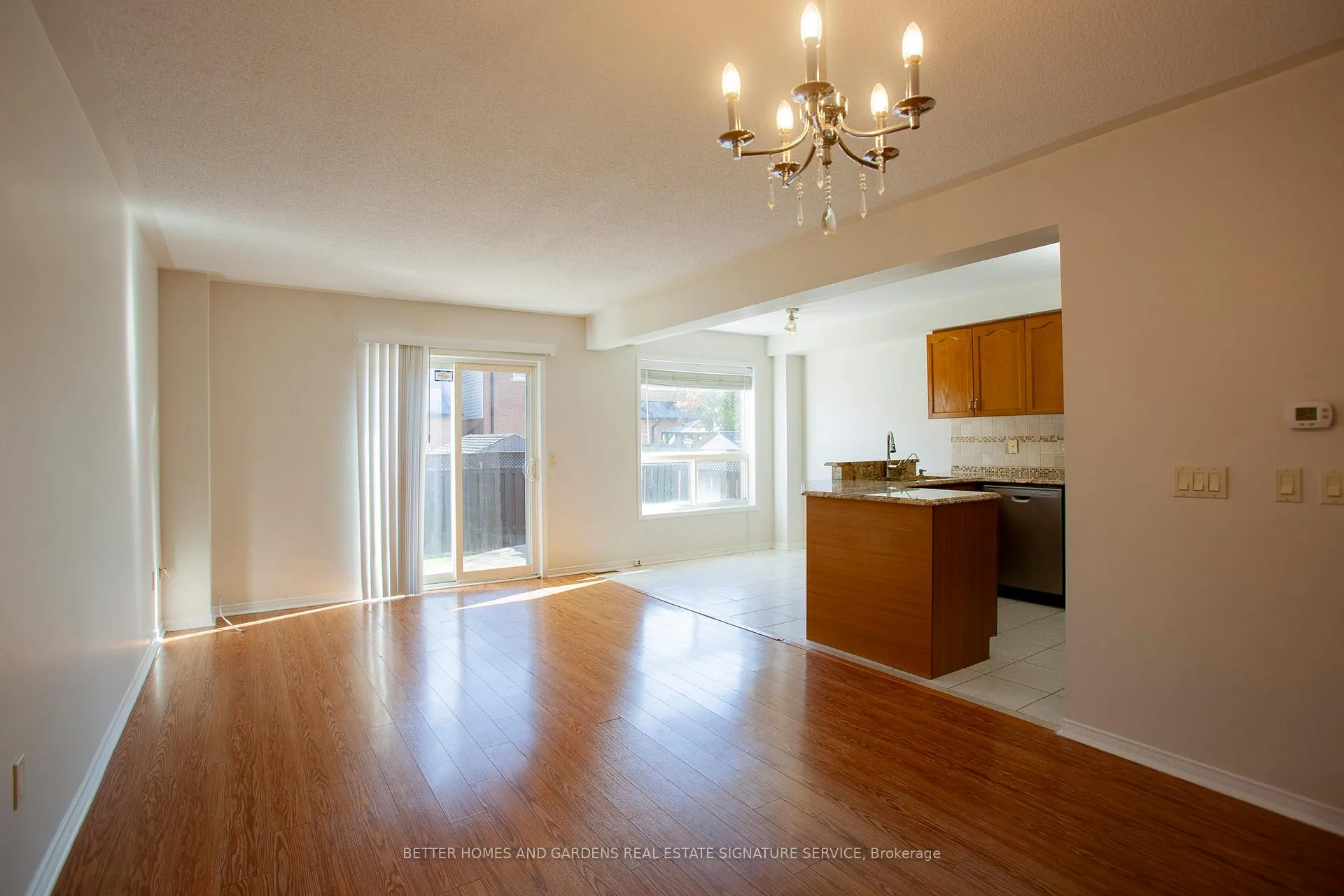 Photo 3 of 9 Queensland Crescent, Caledon, Bolton East — HOMEH