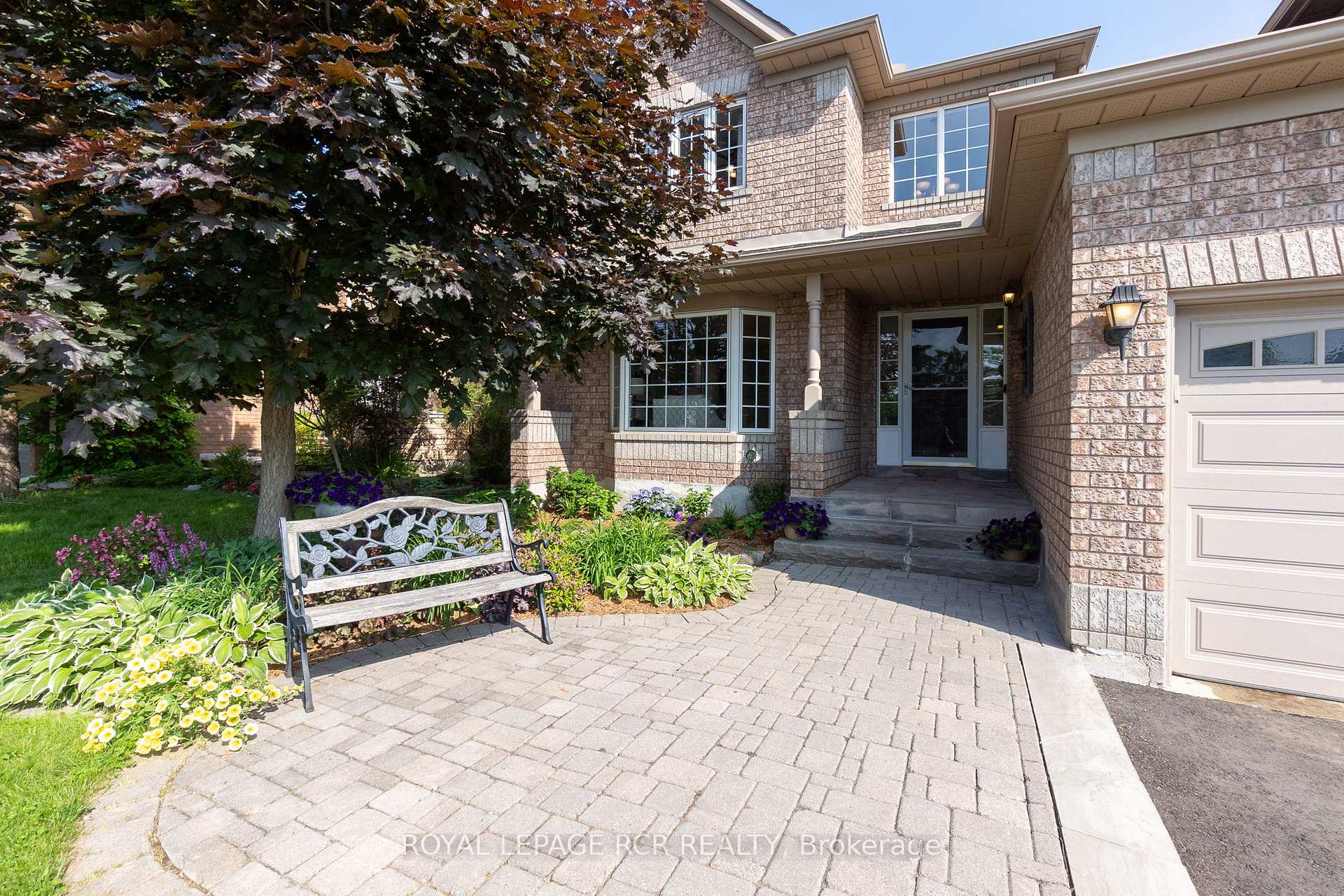 Photo 15 of 9 Schaefer Place, Caledon, Bolton North — HOMEH
