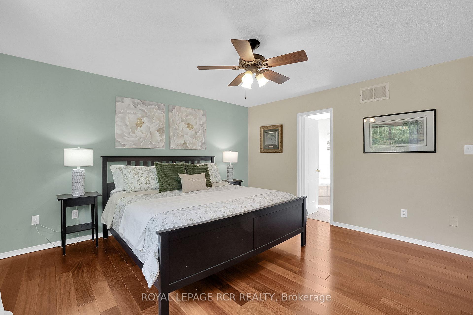 Photo 20 of 9 Schaefer Place, Caledon, Bolton North — HOMEH