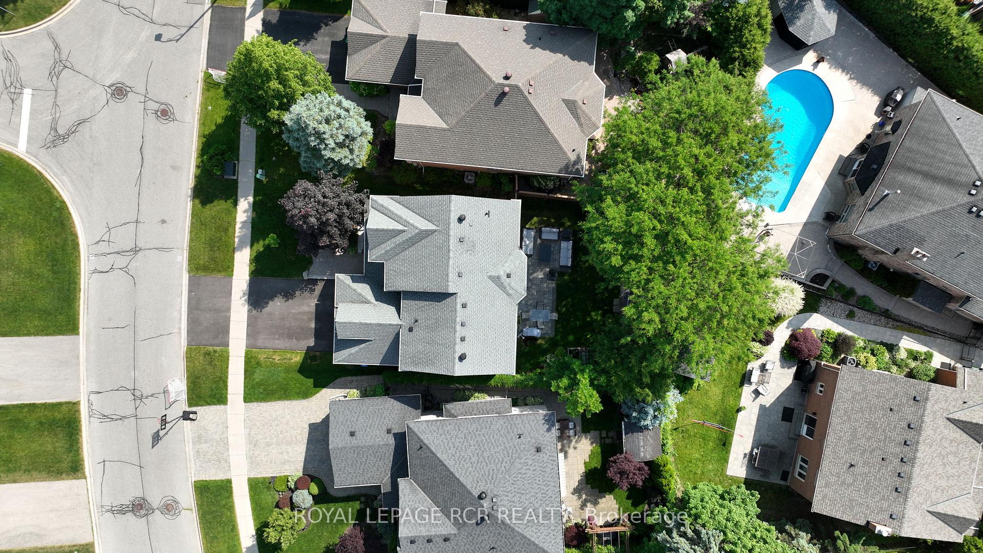 Photo 43 of 9 Schaefer Place, Caledon, Bolton North — HOMEH