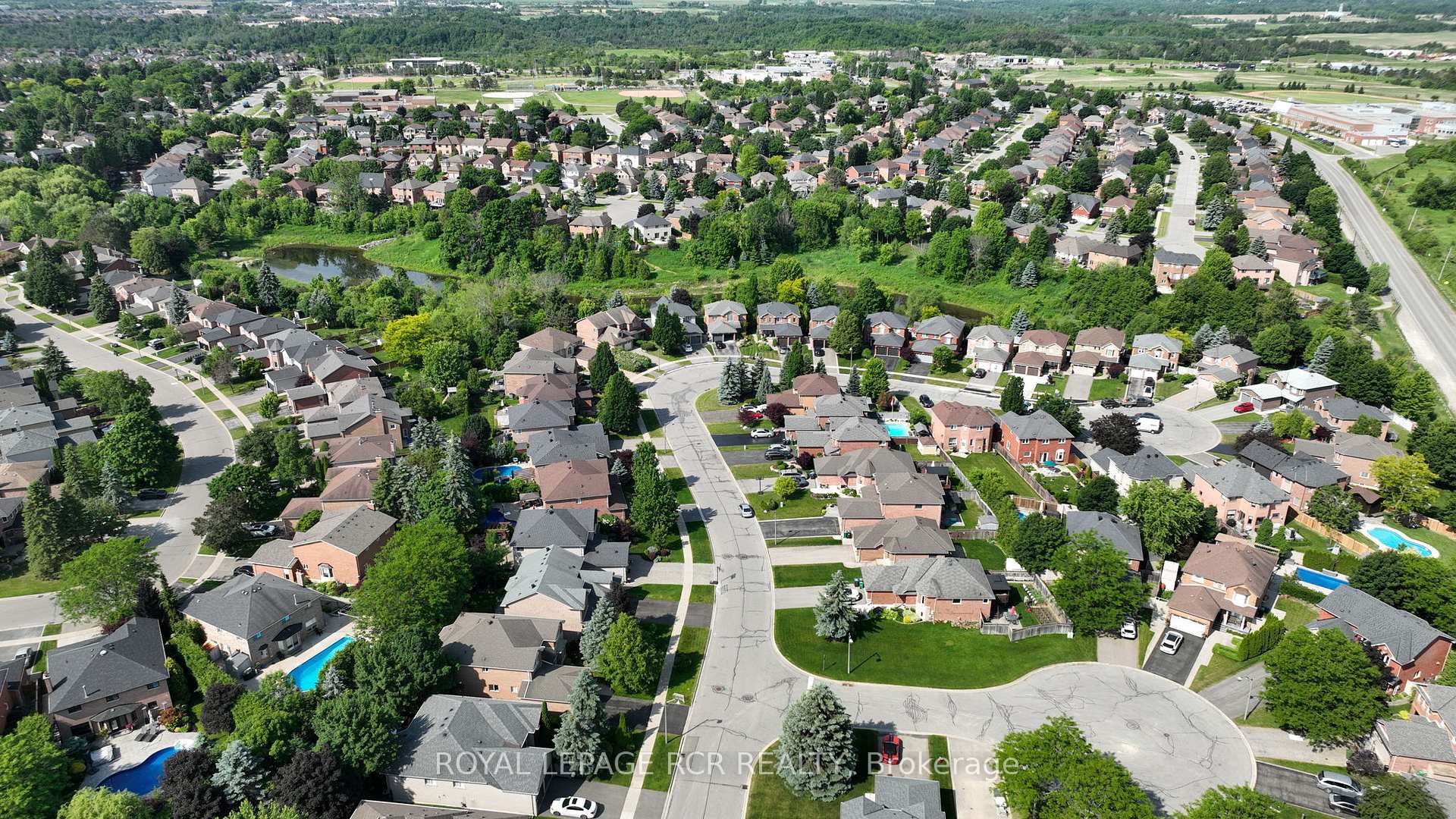 Photo 27 of 9 Schaefer Place, Caledon, Bolton North — HOMEH