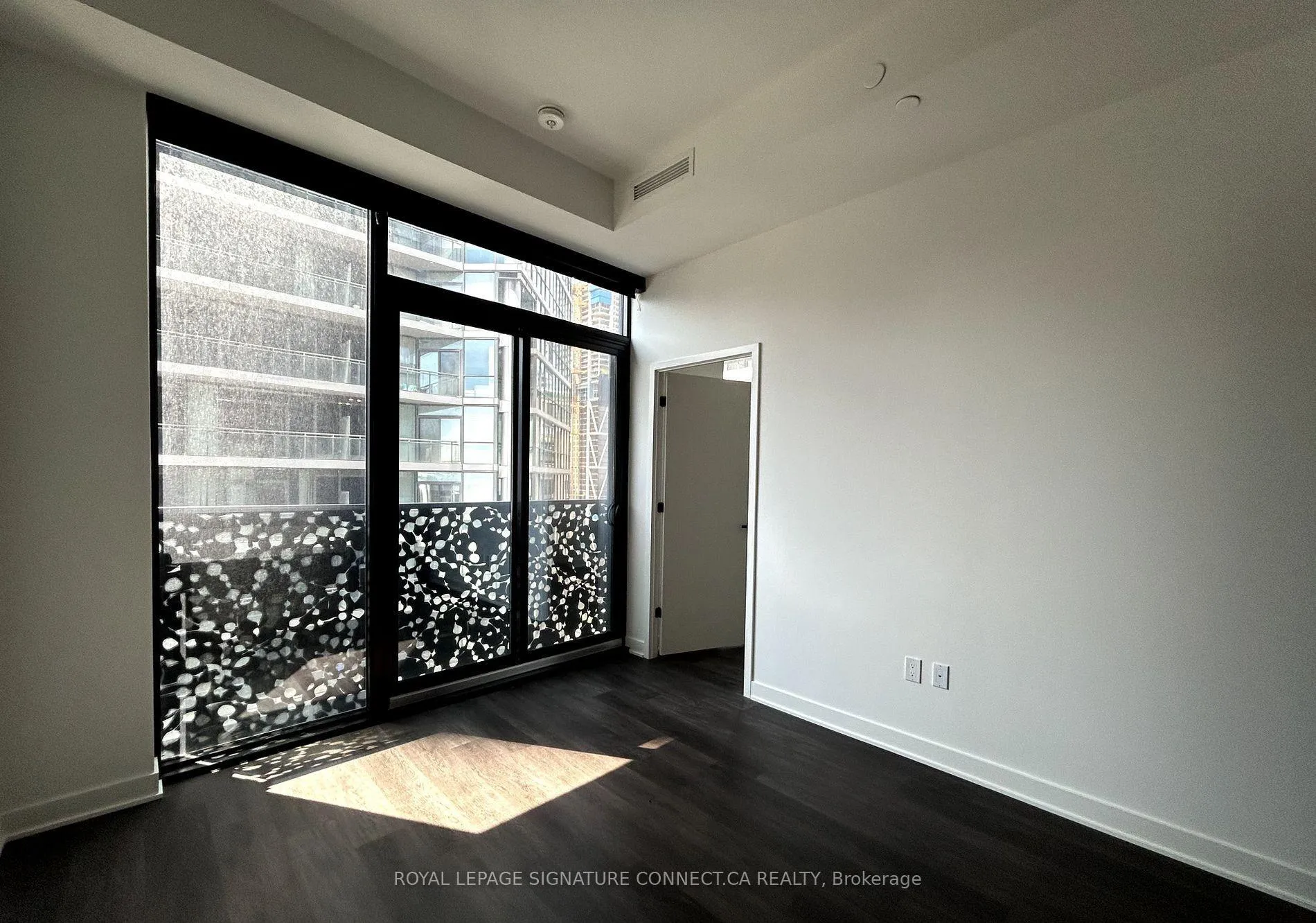 Photo 6 of Unit 3008, 55 Charles Street E, Toronto, Church-Yonge Corridor — HOMEH