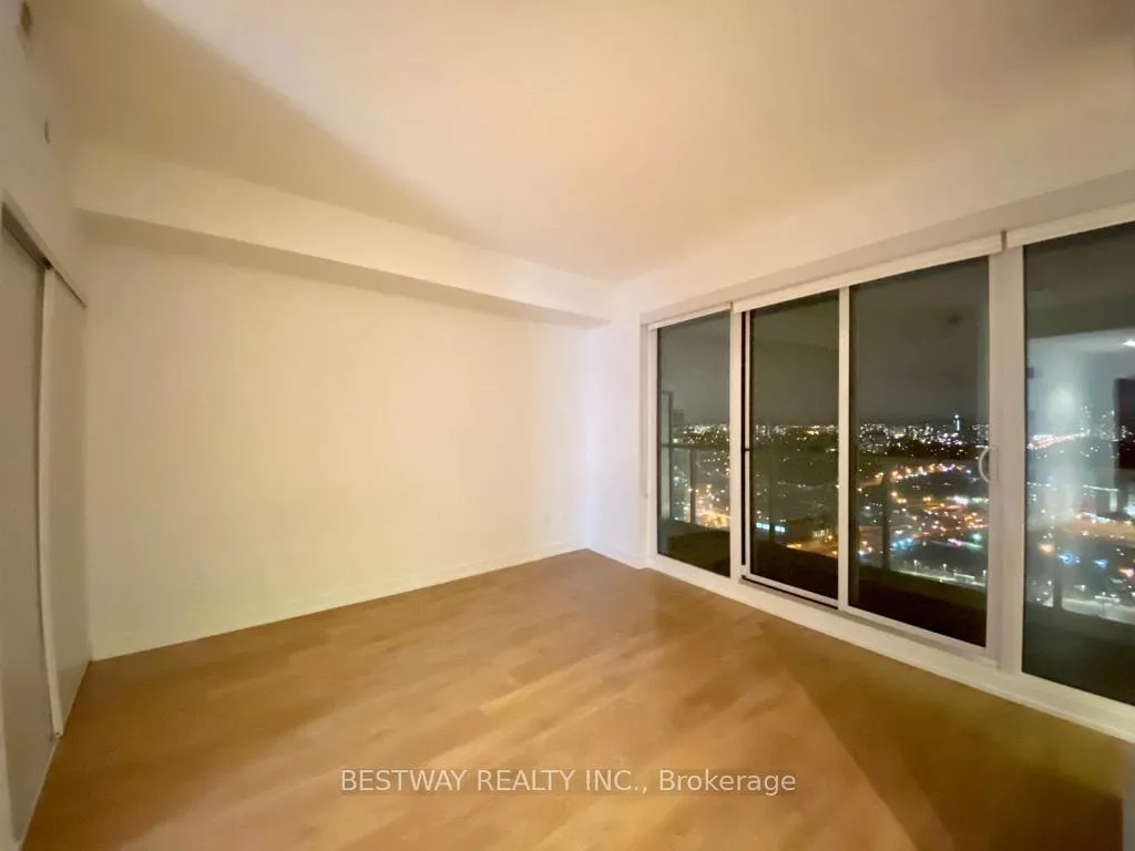 Photo 2 of Unit 2601, 117 McMahon Drive, North York, Bayview Village — HOMEH