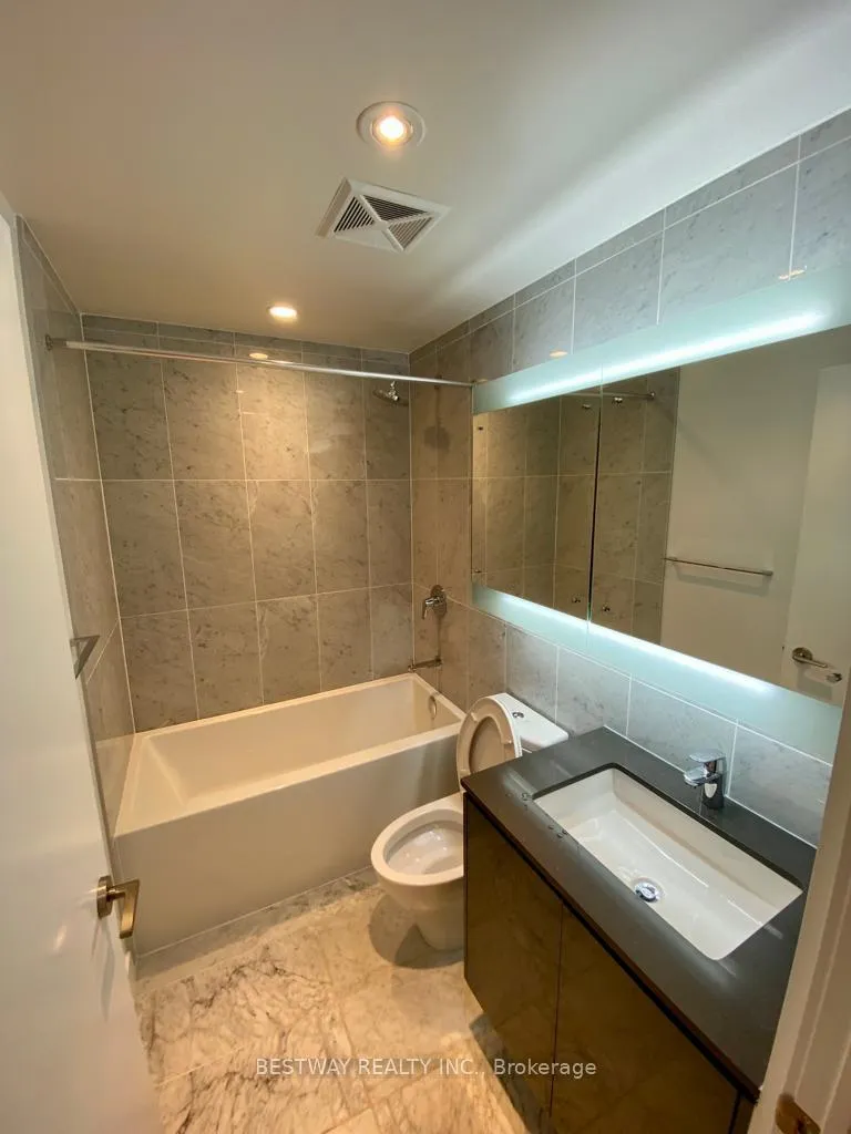 Photo 3 of Unit 2601, 117 McMahon Drive, North York, Bayview Village — HOMEH