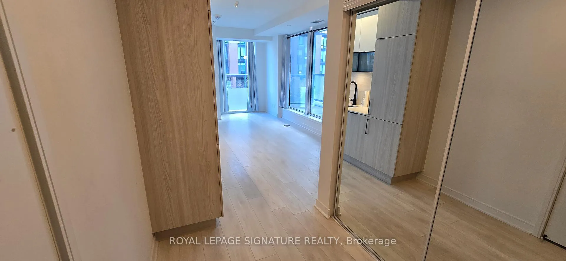 Photo 3 of Unit S345, 35 Rolling Mills Road, Toronto, Waterfront Communities — HOMEH