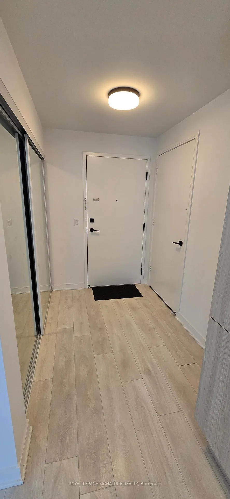 Photo 4 of Unit S345, 35 Rolling Mills Road, Toronto, Waterfront Communities — HOMEH