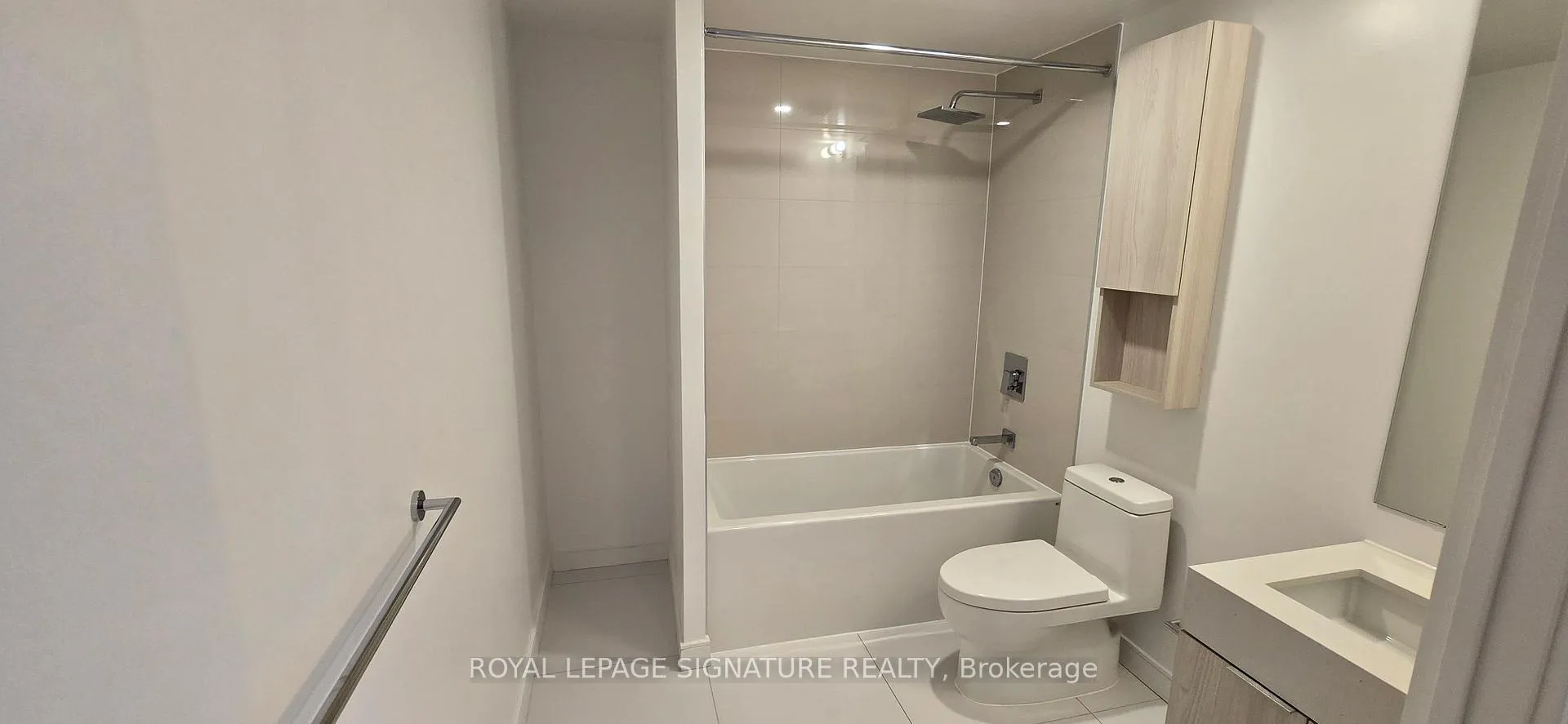 Photo 7 of Unit S345, 35 Rolling Mills Road, Toronto, Waterfront Communities — HOMEH