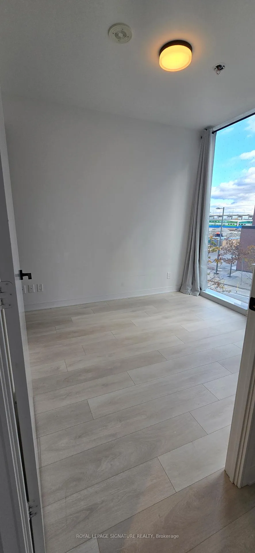 Photo 15 of Unit S345, 35 Rolling Mills Road, Toronto, Waterfront Communities — HOMEH