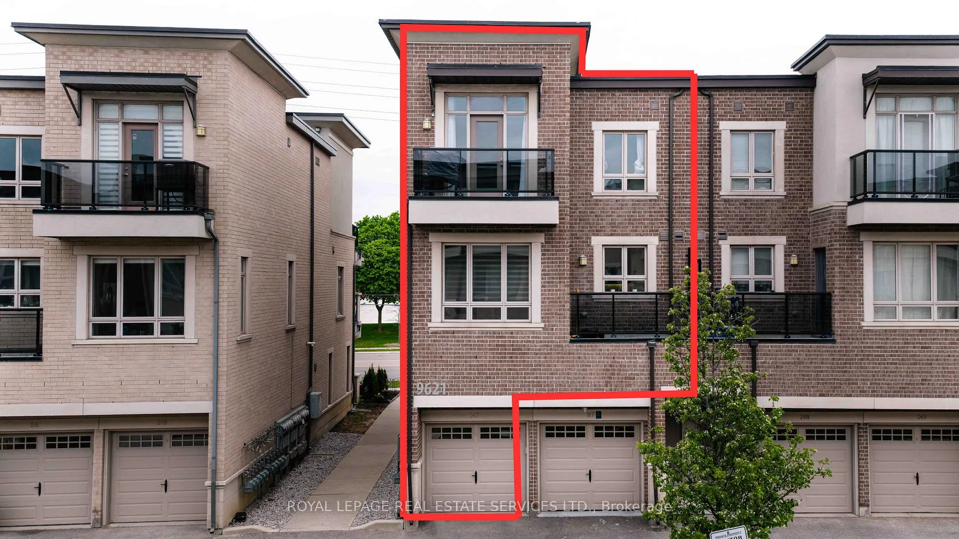 Front of Unit 13, 9621 Jane Street
