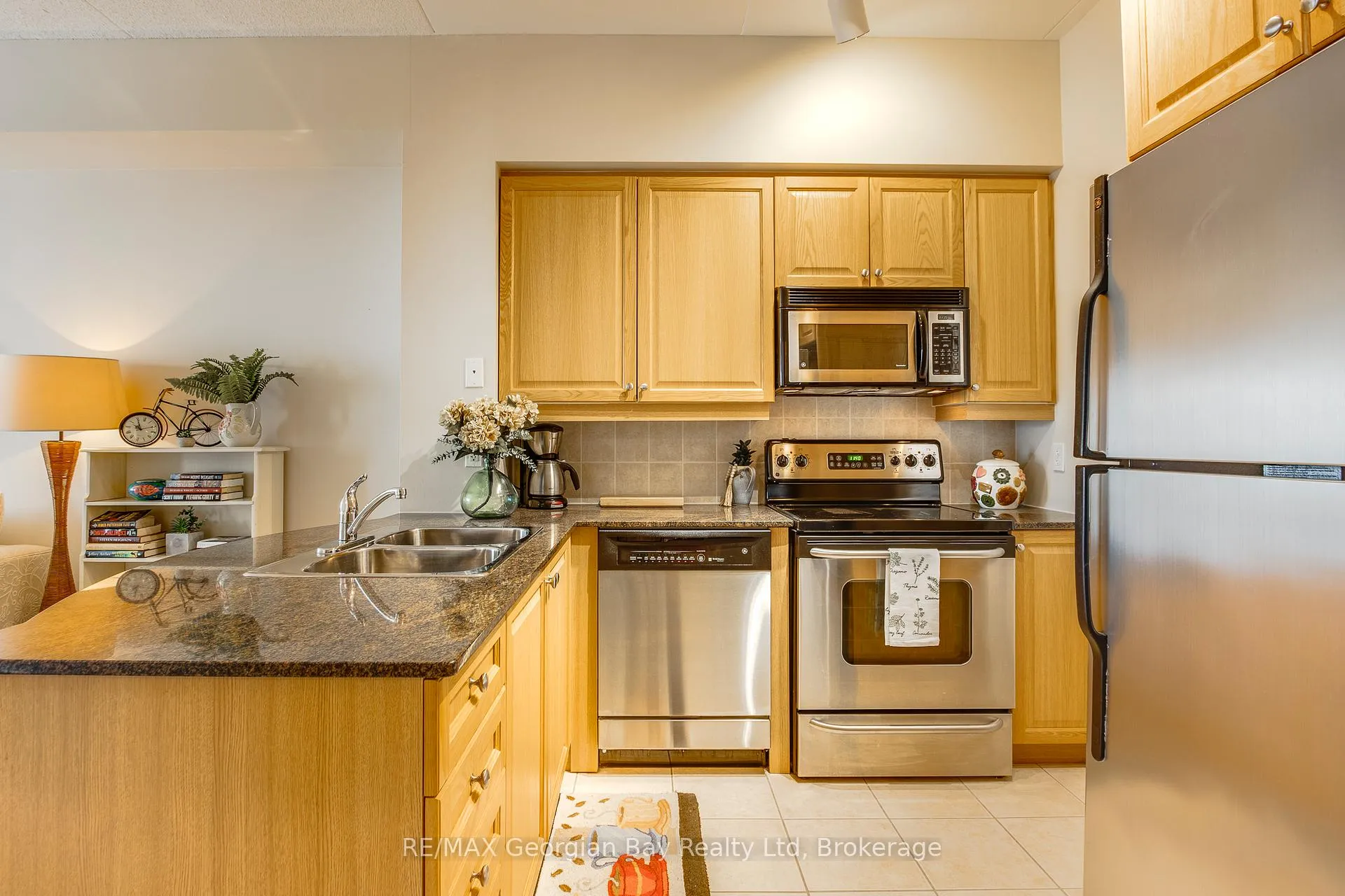 Photo 8 of Unit 413, 280 Aberdeen Boulevard, Midland — HOMEH
