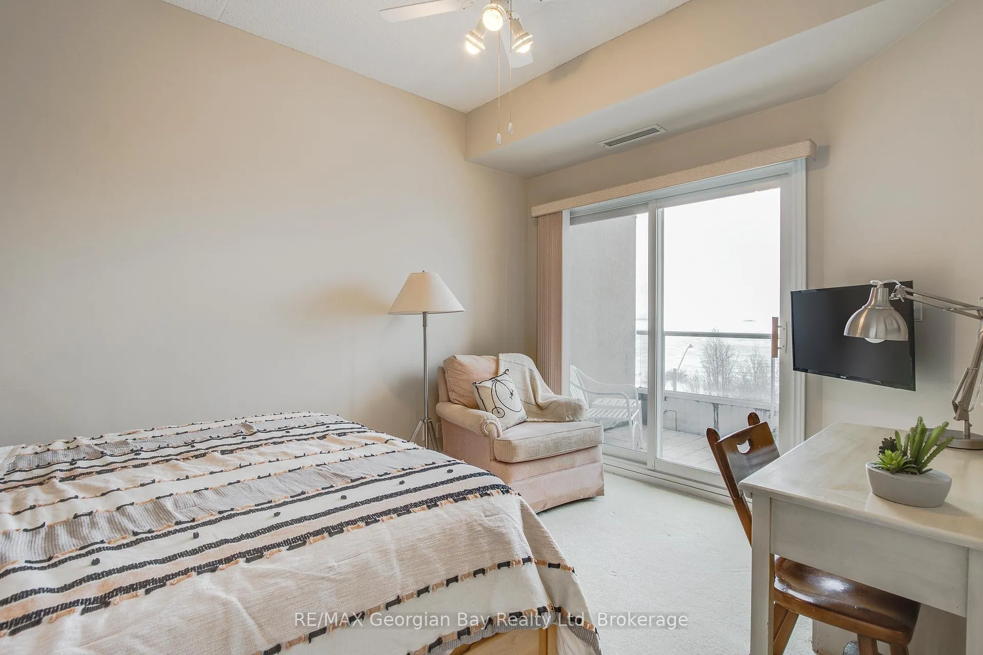 Photo 12 of Unit 413, 280 Aberdeen Boulevard, Midland — HOMEH