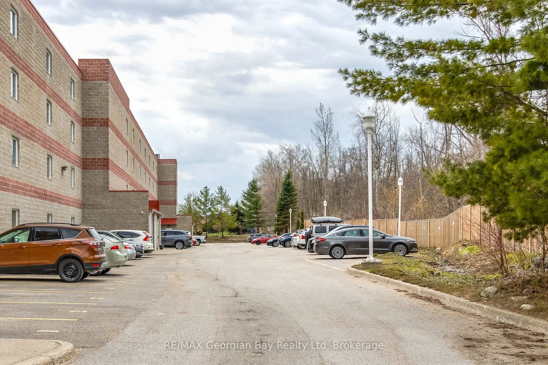 Photo 19 of Unit 413, 280 Aberdeen Boulevard, Midland — HOMEH