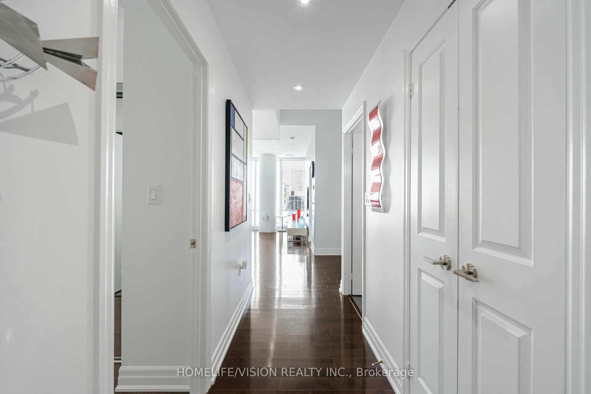 Photo 7 of Unit 3805, 8 The Esplanade, Toronto, Waterfront Communities — HOMEH