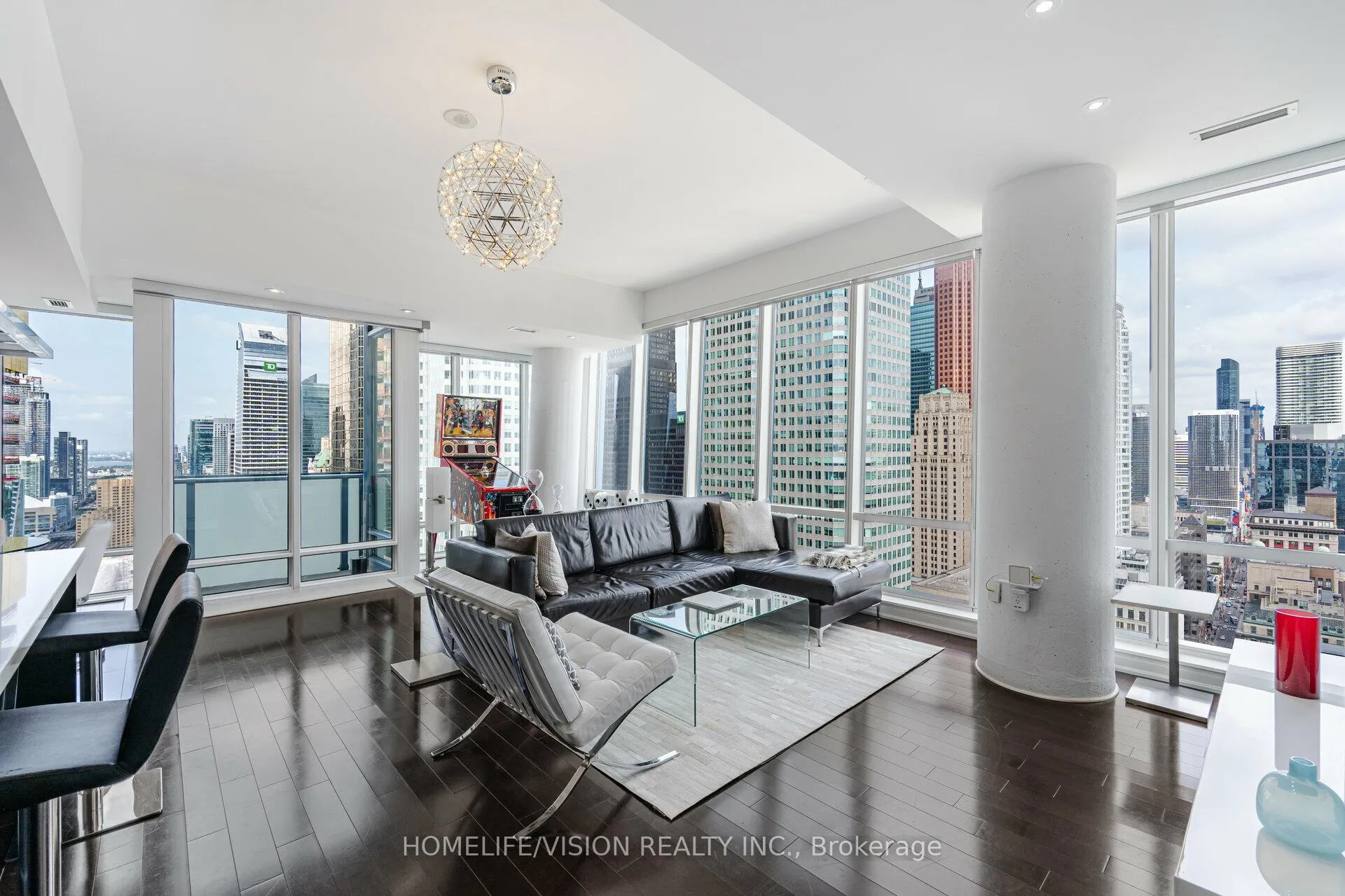 Photo 19 of Unit 3805, 8 The Esplanade, Toronto, Waterfront Communities — HOMEH