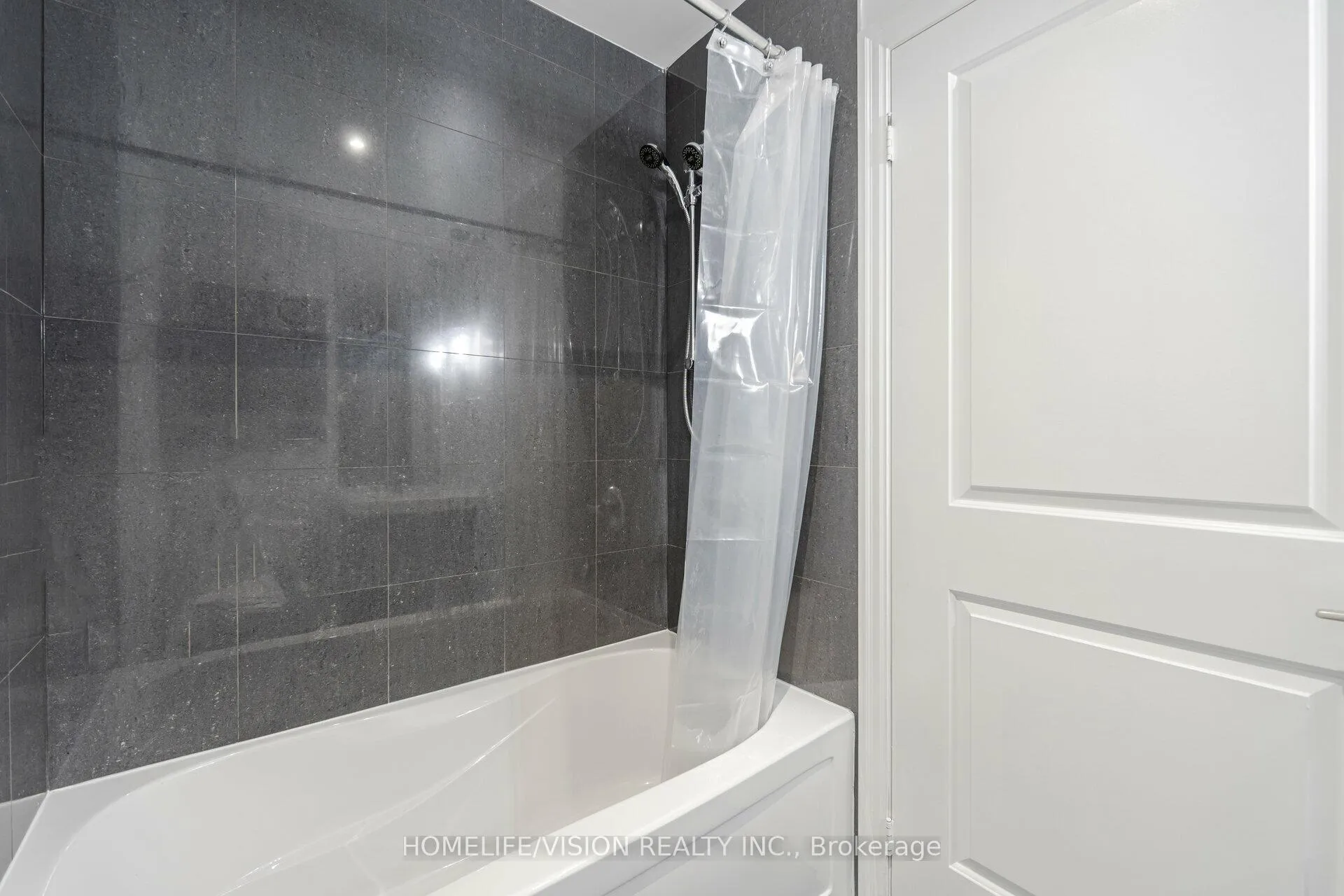 Photo 29 of Unit 3805, 8 The Esplanade, Toronto, Waterfront Communities — HOMEH