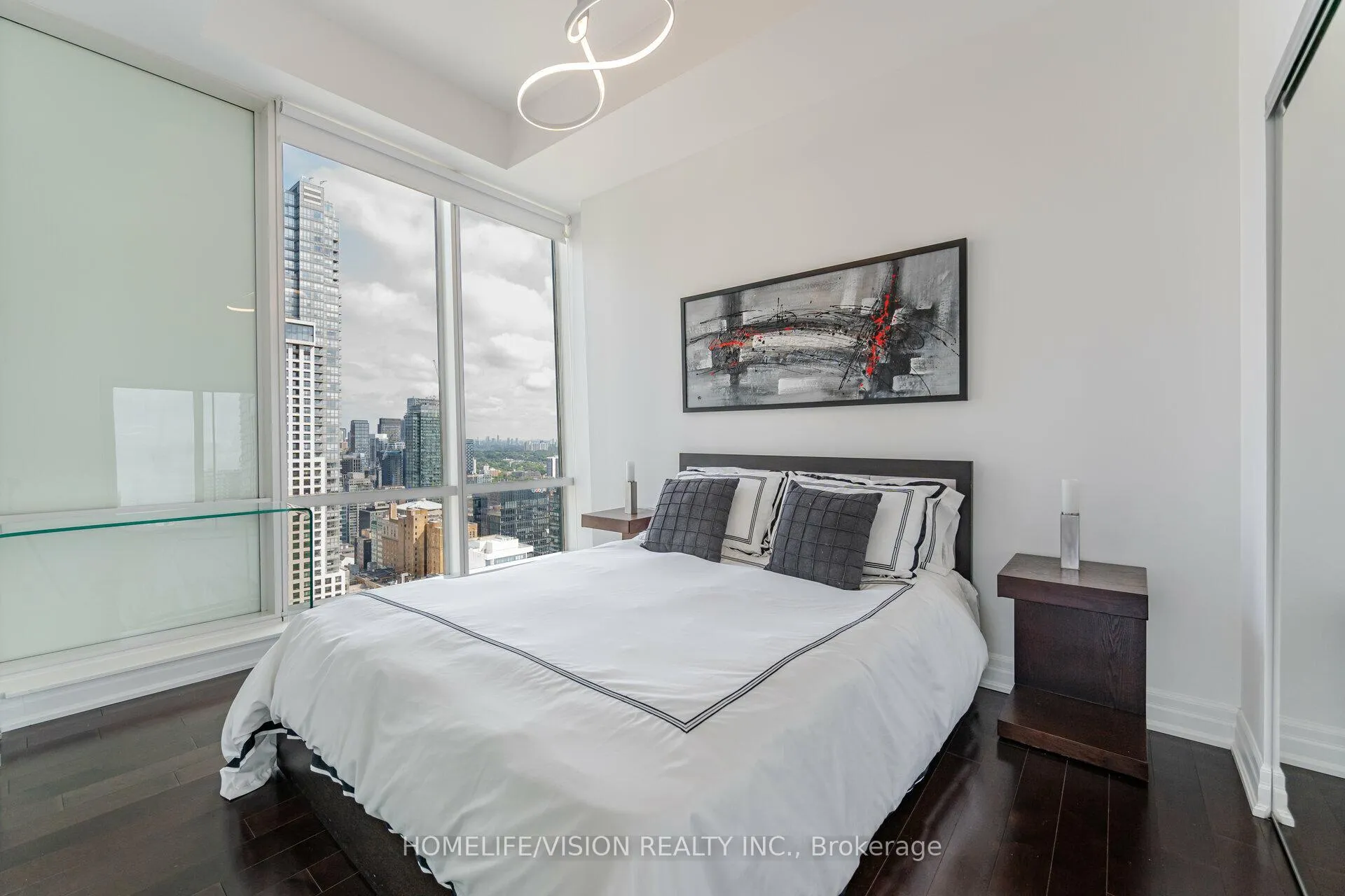 Photo 30 of Unit 3805, 8 The Esplanade, Toronto, Waterfront Communities — HOMEH