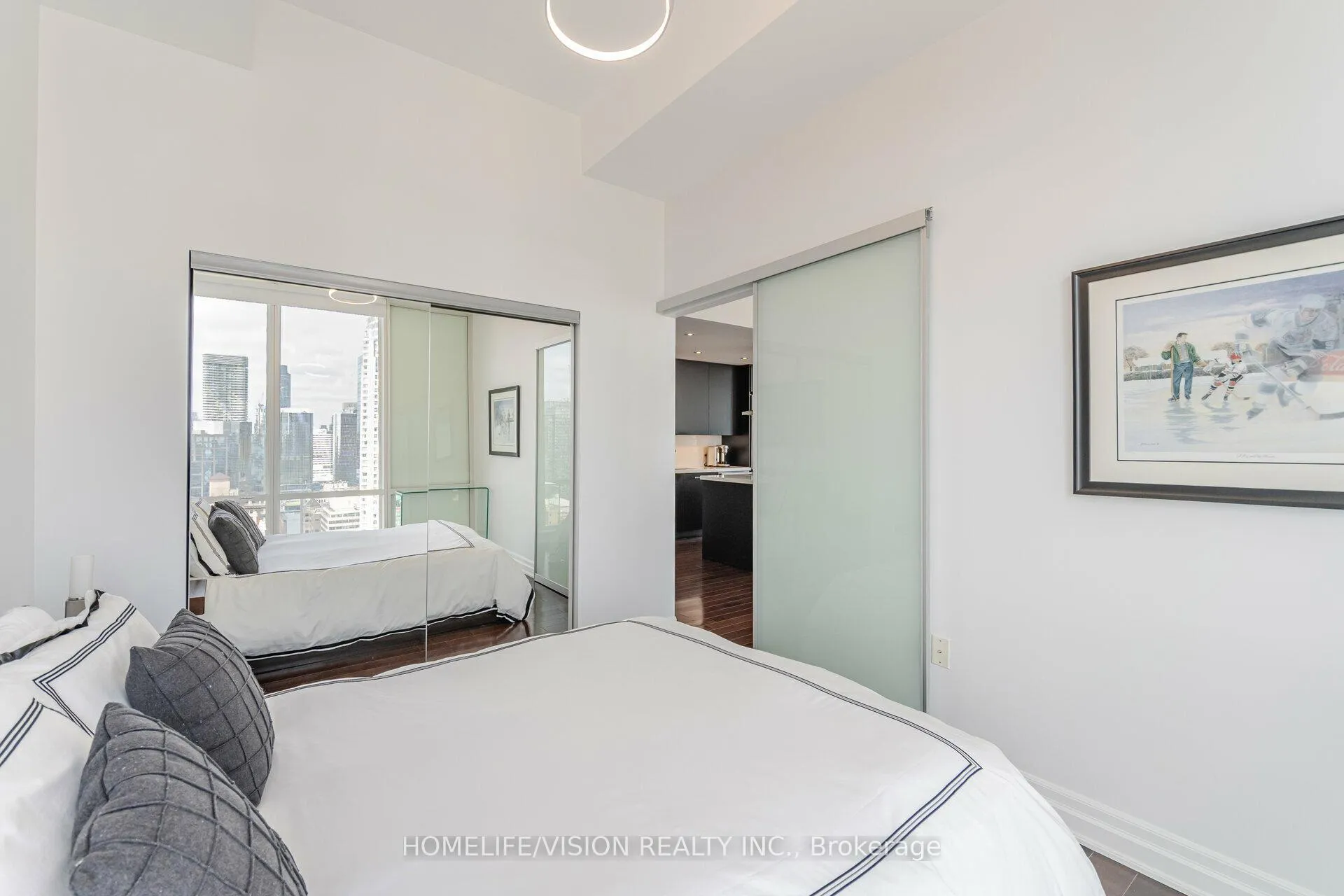 Photo 32 of Unit 3805, 8 The Esplanade, Toronto, Waterfront Communities — HOMEH