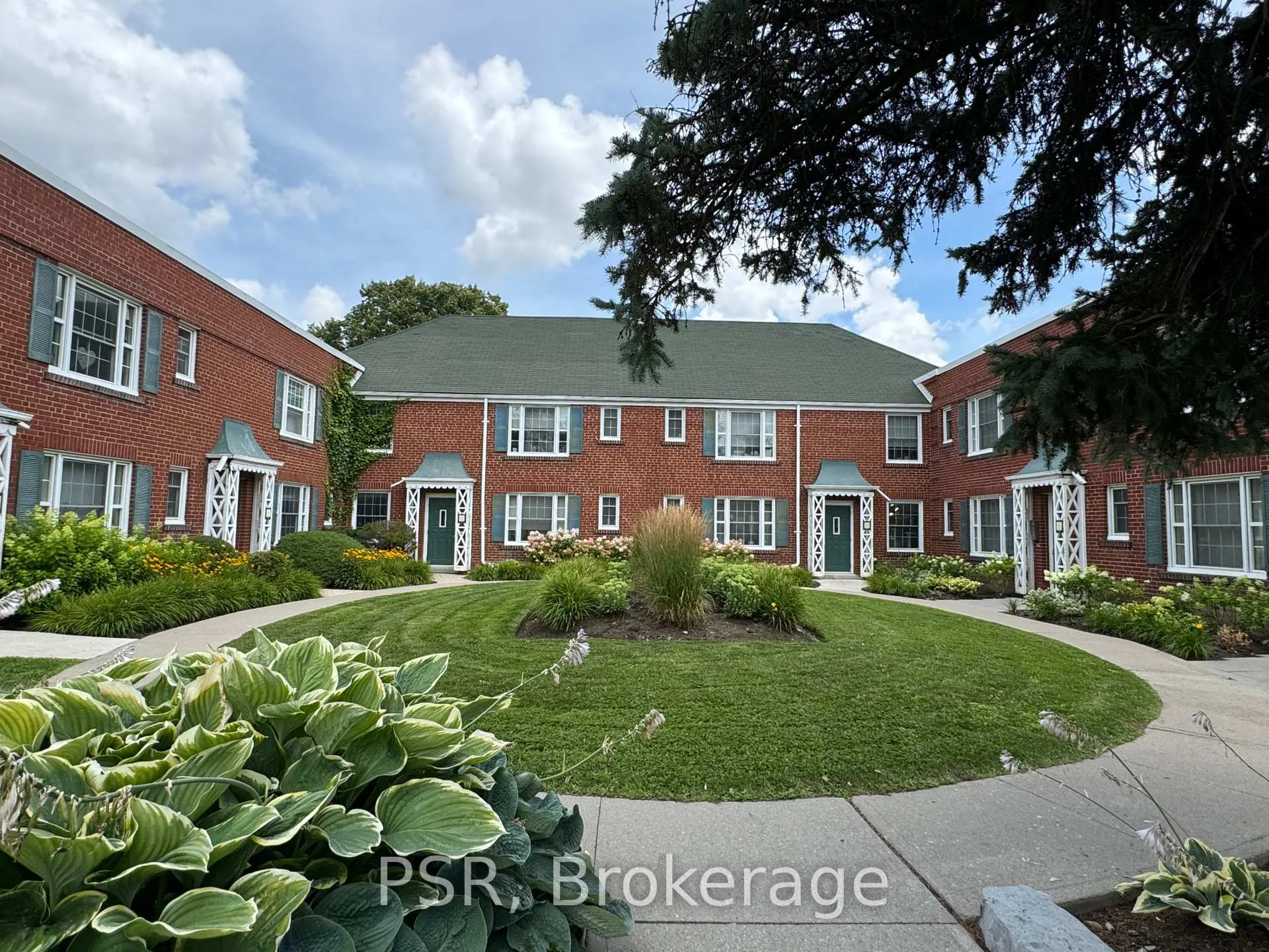 Photo 1 of Unit L12, 1335 Bayview Avenue, Toronto, Leaside — HOMEH