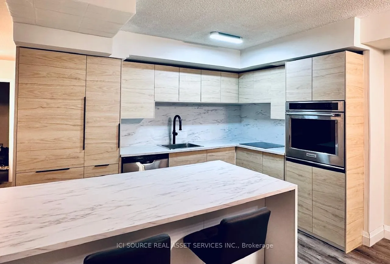 Photo 2 of Unit 1017, 25 The Esplanade, Toronto, Waterfront Communities — HOMEH