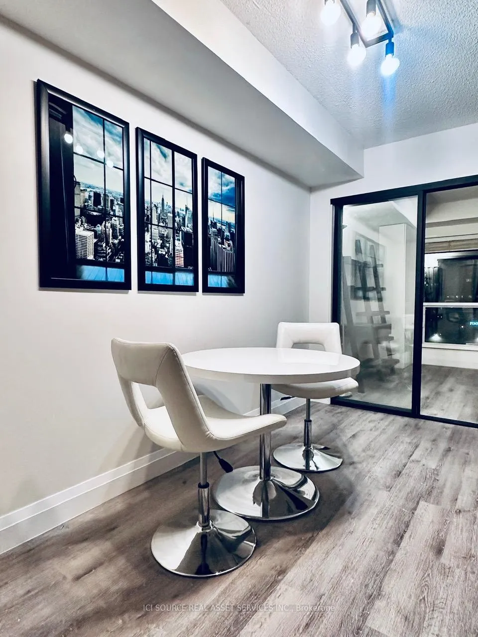 Photo 8 of Unit 1017, 25 The Esplanade, Toronto, Waterfront Communities — HOMEH