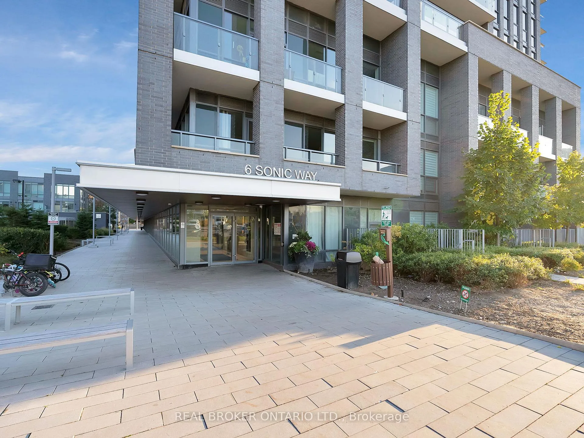 Photo 2 of Unit 409, 6 Sonic Way, Toronto, Flemingdon Park — HOMEH