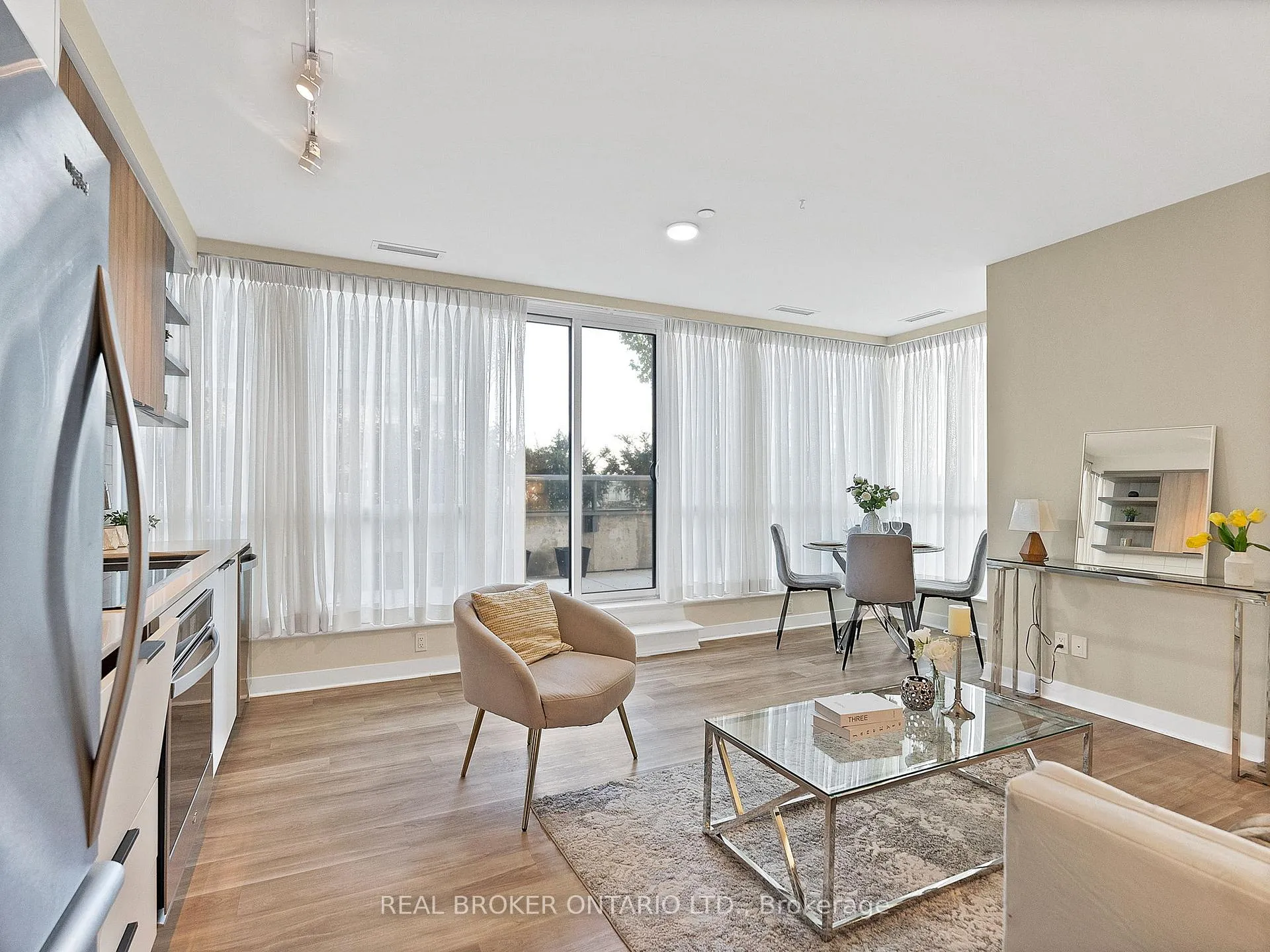 Photo 14 of Unit 409, 6 Sonic Way, Toronto, Flemingdon Park — HOMEH