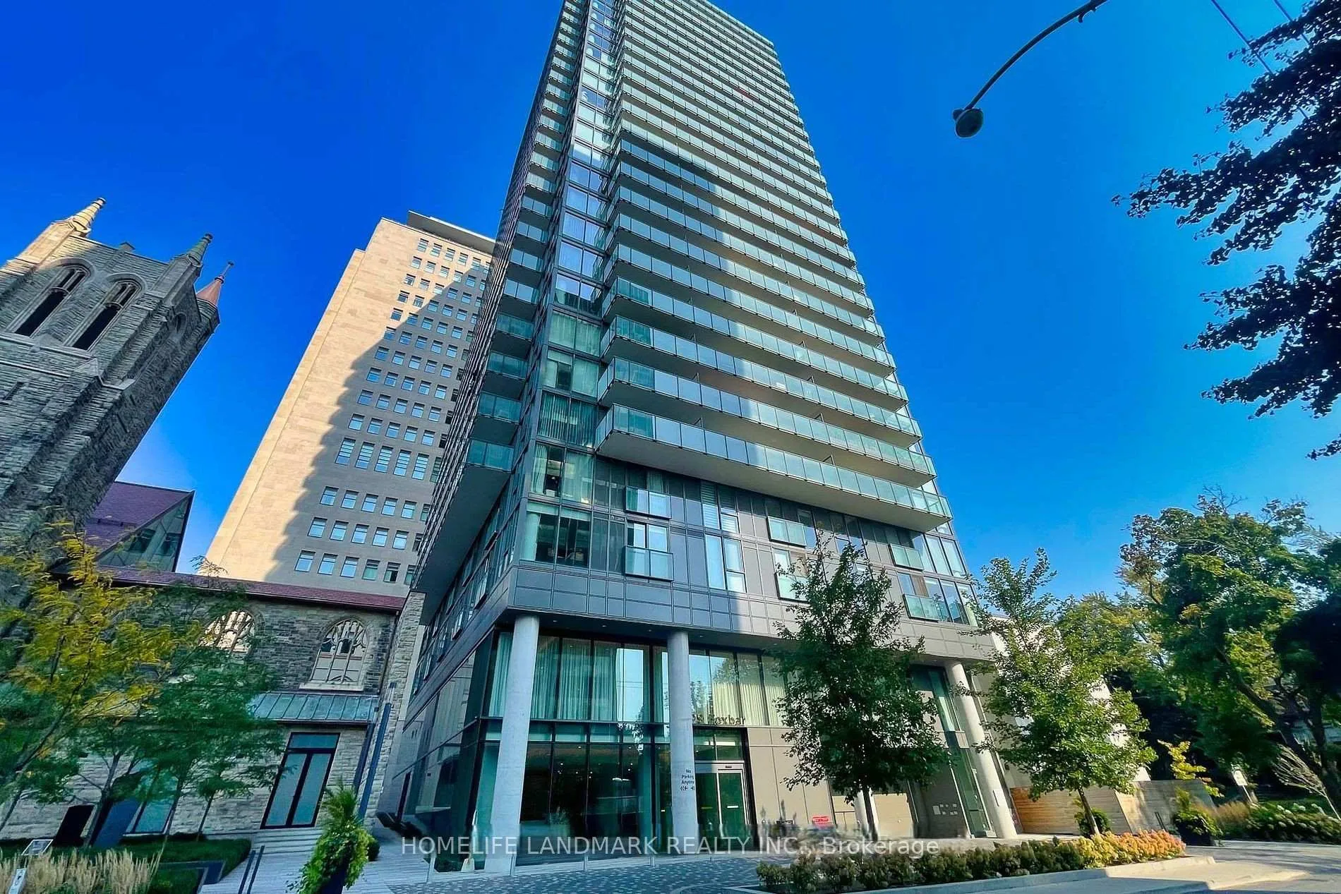 Front of Unit 1809, 99 Foxbar Road