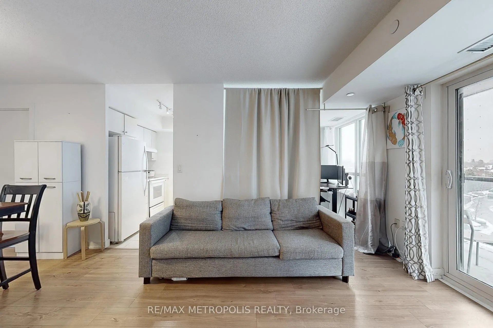 Photo 8 of Unit 413, 1346 Danforth Road, Scarborough, Eglinton East — HOMEH