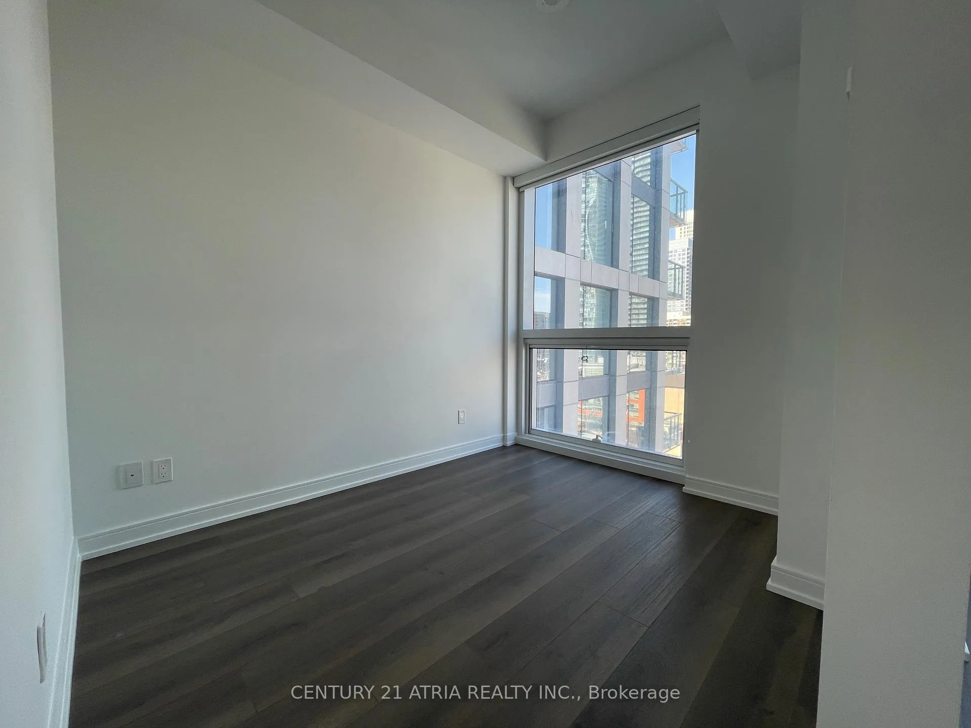Photo 2 of Unit 1601, 3 Gloucester Street, Toronto, Church-Yonge Corridor — HOMEH