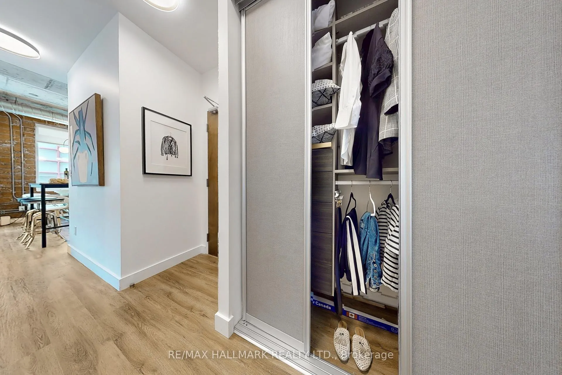 Photo 15 of Unit 206, 10 Wellesley Place, Toronto, North St. James Town — HOMEH