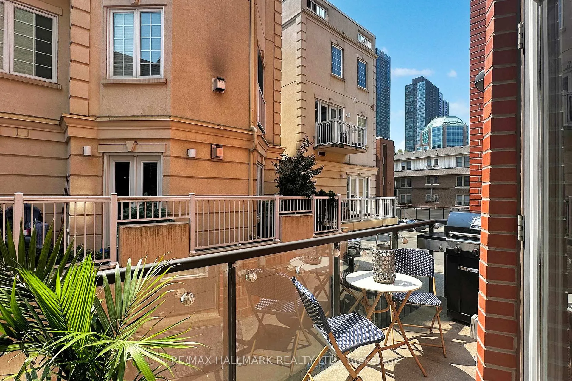 Photo 16 of Unit 206, 10 Wellesley Place, Toronto, North St. James Town — HOMEH