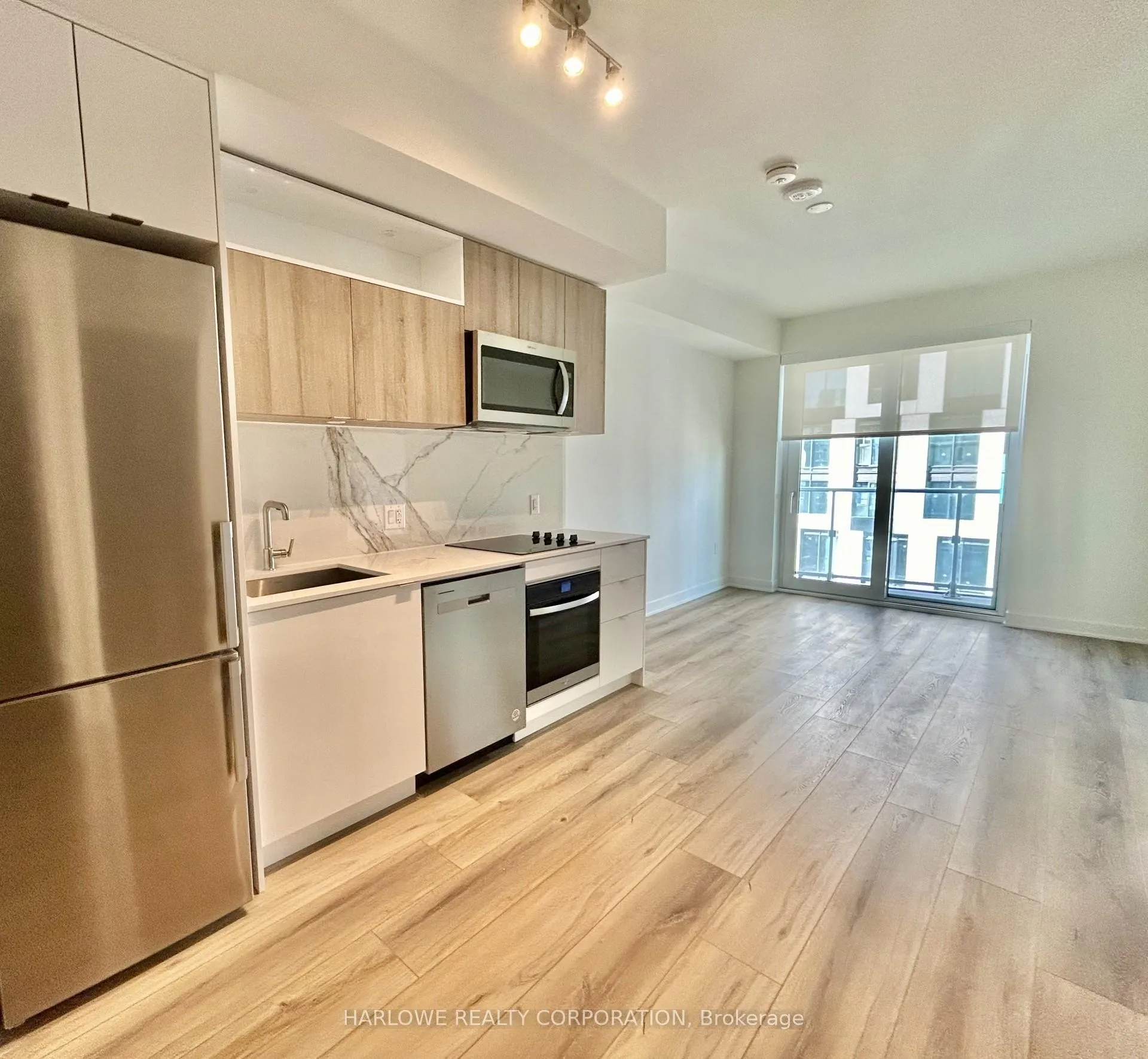 Front of Unit 2911, 100 Dalhousie Street