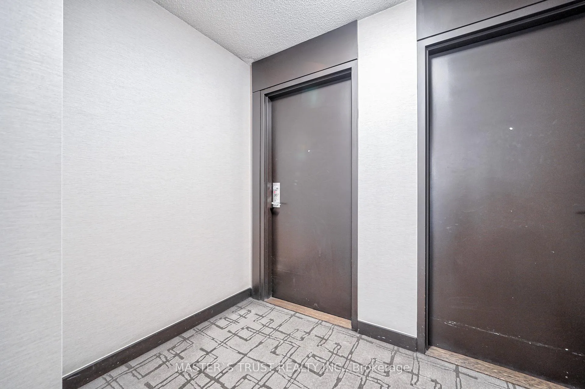 Photo 4 of Unit 307, 62 Forest Manor Road, North York, Henry Farm — HOMEH