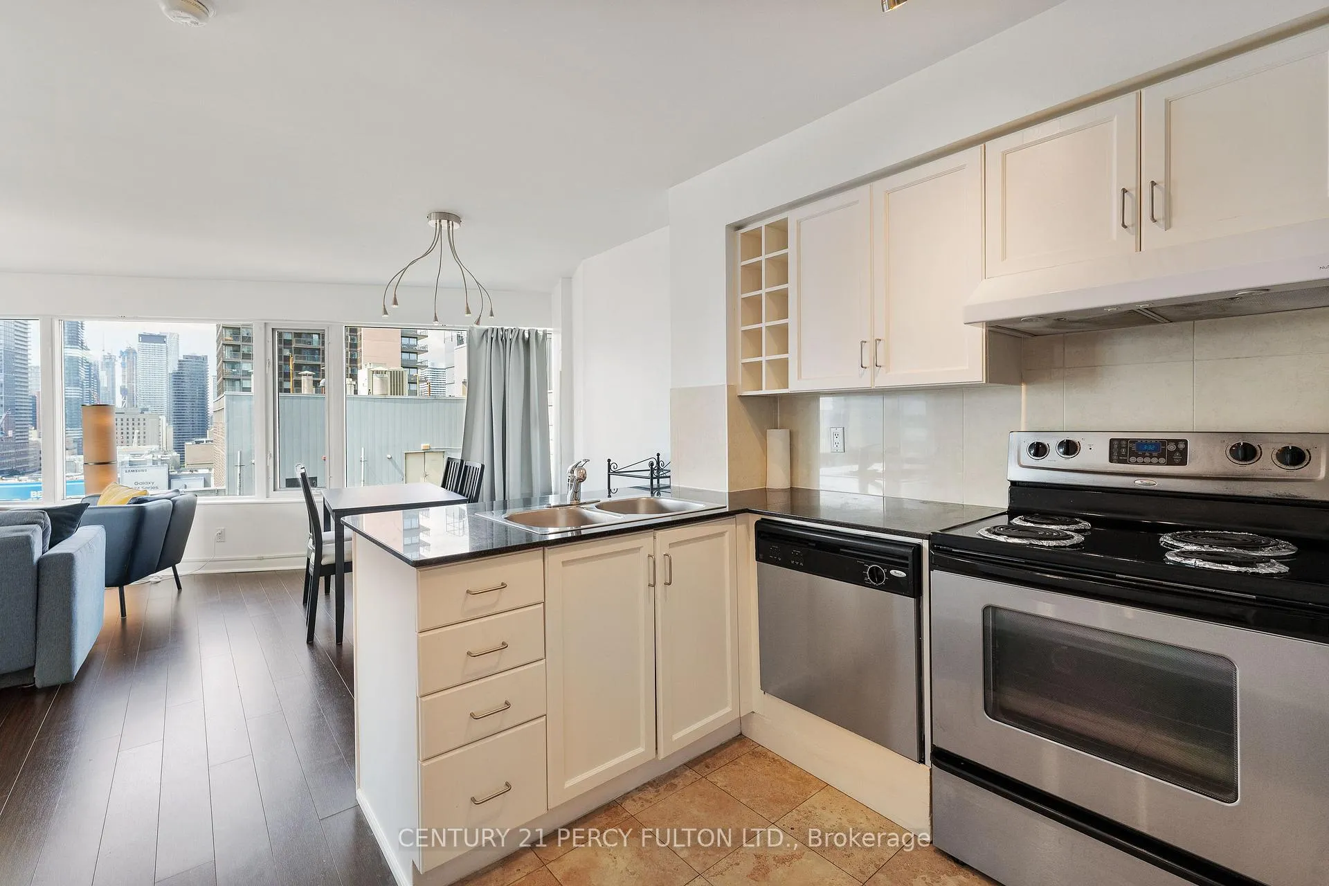 Photo 9 of Unit 2411, 210 Victoria Street, Toronto, Church-Yonge Corridor — HOMEH