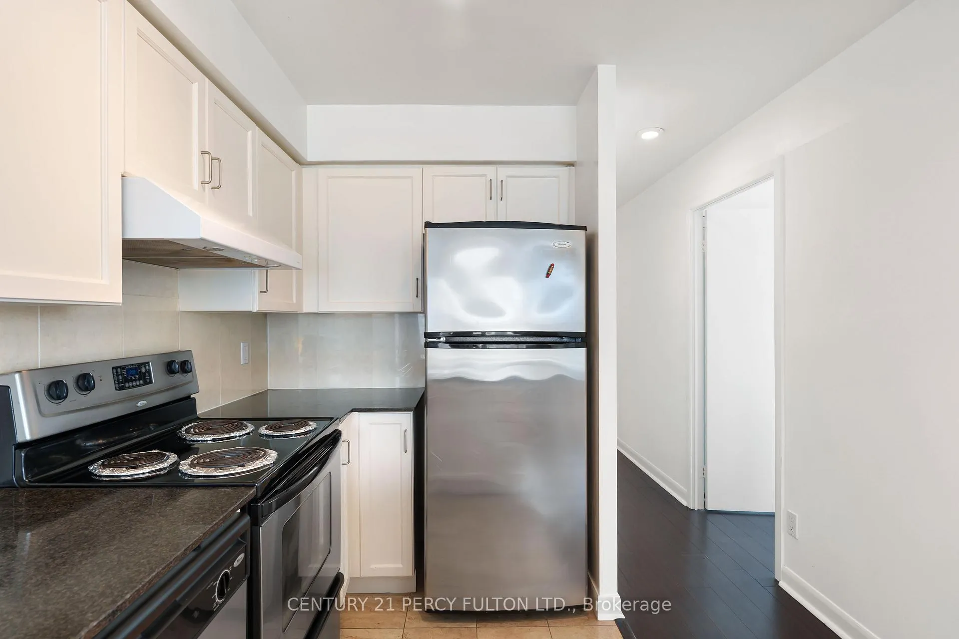 Photo 11 of Unit 2411, 210 Victoria Street, Toronto, Church-Yonge Corridor — HOMEH