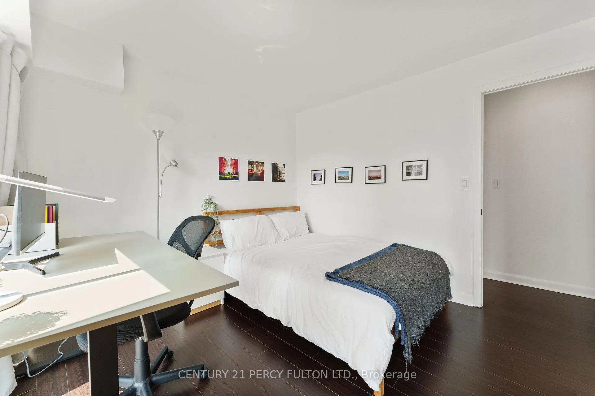 Photo 18 of Unit 2411, 210 Victoria Street, Toronto, Church-Yonge Corridor — HOMEH