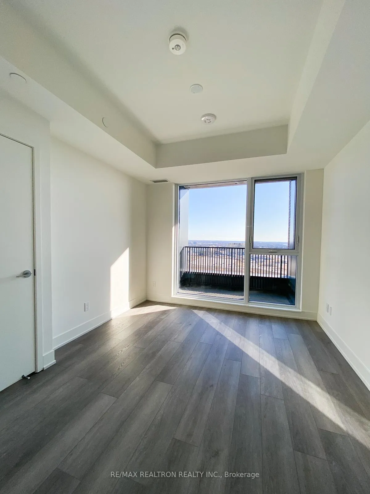 Photo 9 of Unit 2006, 38 Andre De Grasse Street, Markham, Unionville — HOMEH