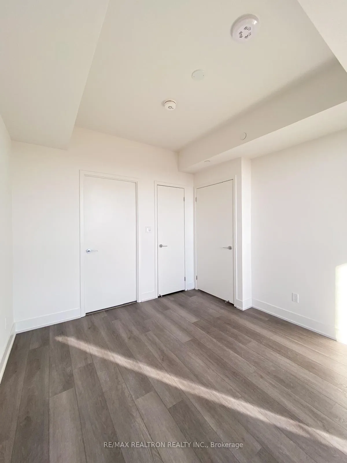 Photo 12 of Unit 2006, 38 Andre De Grasse Street, Markham, Unionville — HOMEH