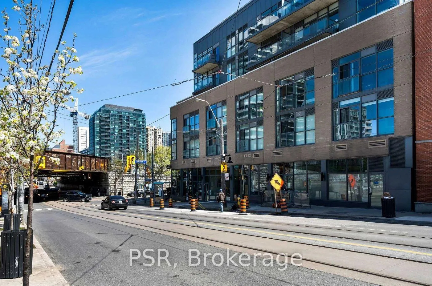 Front of Unit 704, 1205 Queen Street W