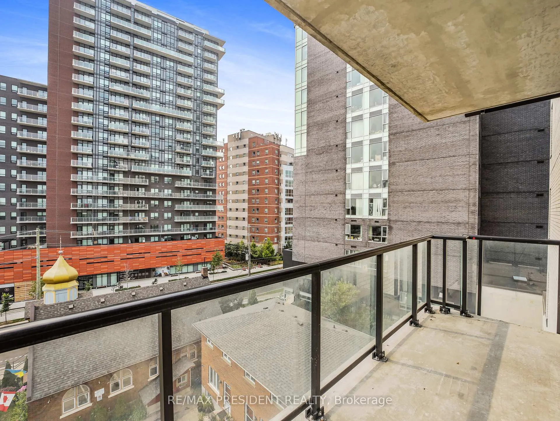 Photo 5 of Unit 601, 160 King Street N, Waterloo, Uptown Waterloo — HOMEH