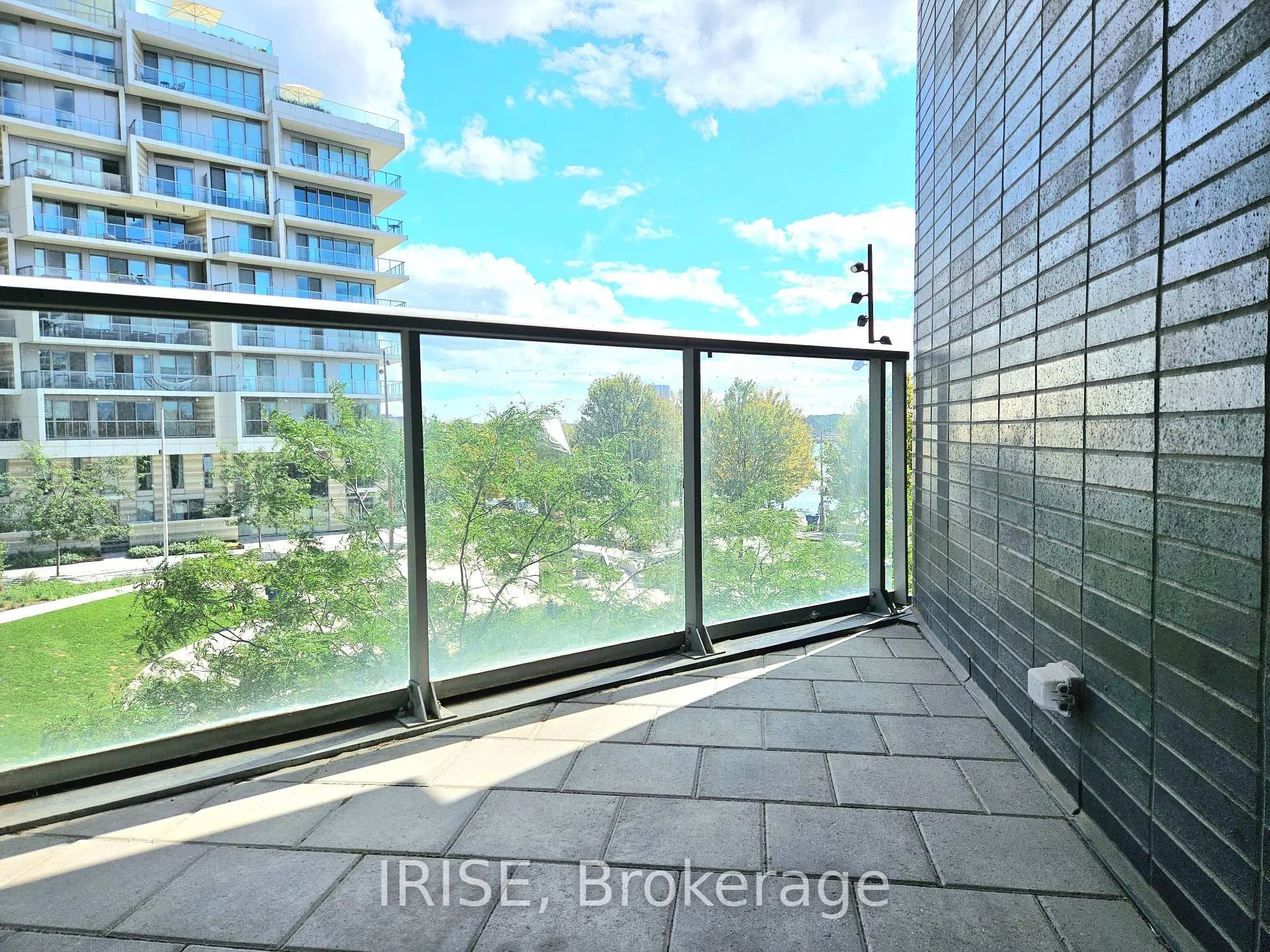 Photo 8 of Unit 218, 1 Edgewater Drive, Toronto, Waterfront Communities — HOMEH