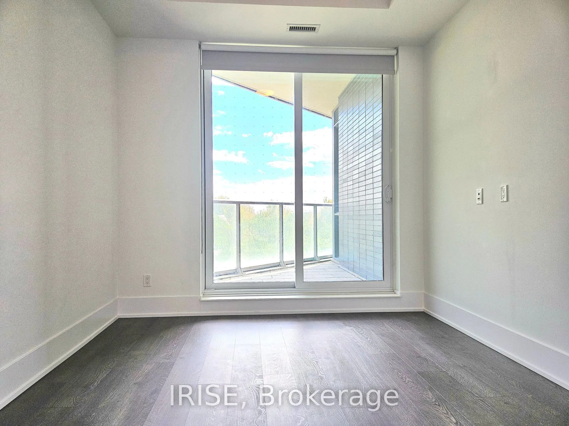 Photo 10 of Unit 218, 1 Edgewater Drive, Toronto, Waterfront Communities — HOMEH