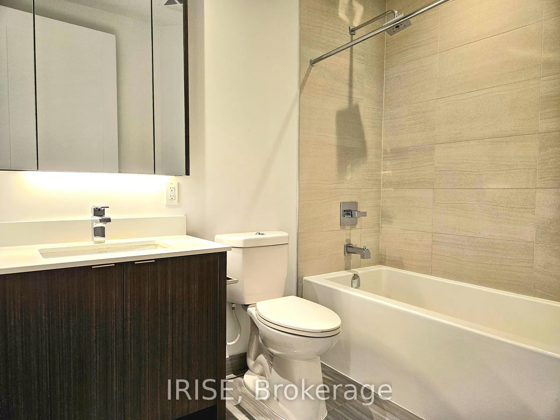 Photo 16 of Unit 218, 1 Edgewater Drive, Toronto, Waterfront Communities — HOMEH